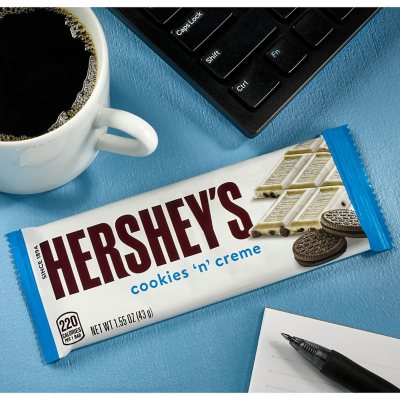 HERSHEY'S Cookies 'N' Creme Candy Bars, Full Size, 1.55 Oz., 36 Pk.