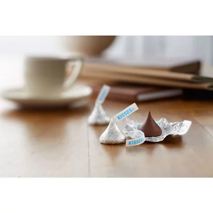 HERSHEY'S KISSES Milk Chocolate Candy, 330 Pcs.