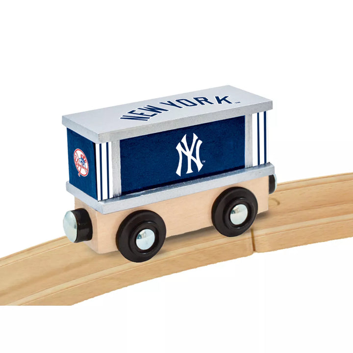 Masterpieces Wood Train Box Car - MLB New York Yankees.