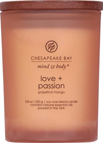 Chesapeake Bay Candle PT31905 Scented Candle, Love + Passion (Grapefruit Mango), Medium, Home Décor LOVE/PASSION Medium Jar