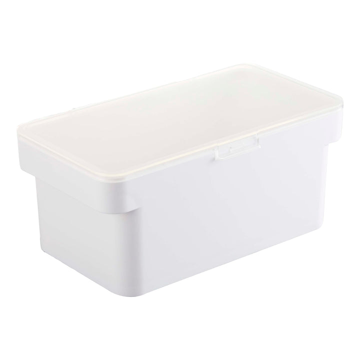 YAMAZAKI Home Airtight Food Storage Container (3 lbs Polypropylene | Small | Pets, White