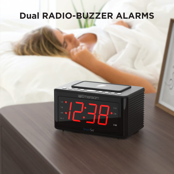 Emerson Smartset Wireless Charging Alarm Clock Radio Featuring a Large 1.4" Red LED Display and Temperature Sensor, FM Radio, Black CKSW0555