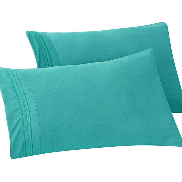 Elegant Comfort Solid Pillowcases 1500 Thread Count Egyptian Quality - Easy Care, Smooth Weave, Wrinkle and Stain Resistant, Easy Slip-On, 2-Piece Set, Standard/Queen Pillowcase, Turquoise