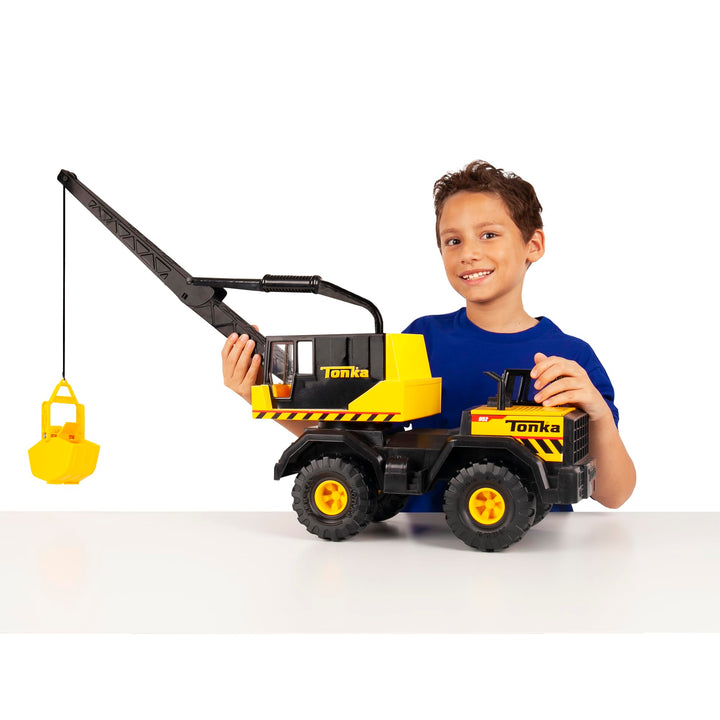 Tonka Steel Classics, Mighty Crane - Made With Steel and Sturdy Plastic, Big Construction Truck, Boys and Girls Ages 3+, Toddlers, Birthday Gift, Christmas, Holiday