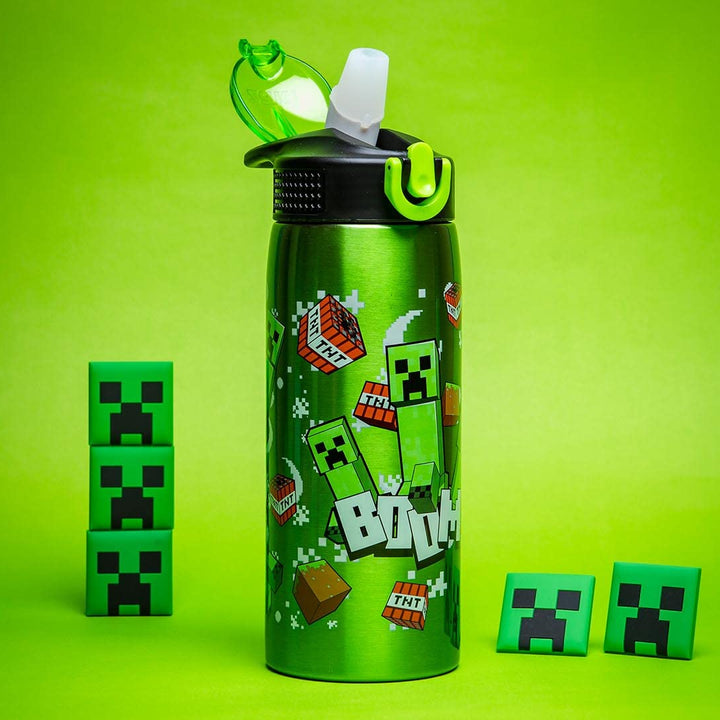 Zak Designs Minecraft Water Bottle for Travel and At Home, 19 oz Vacuum Insulated Stainless Steel with Locking Spout Cover, Built-In Carrying Loop, Leak-Proof Design (Creeper)