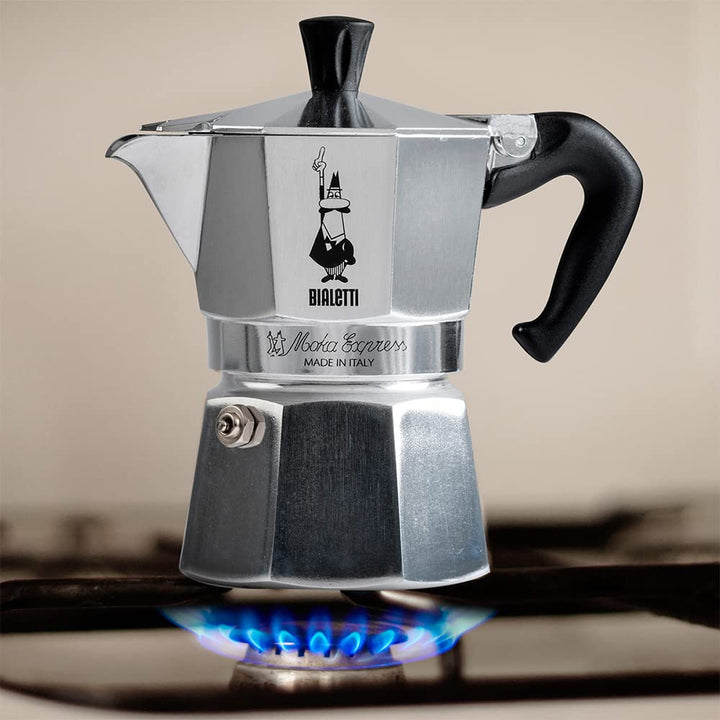 Bialetti - Moka Express: Iconic Stovetop Espresso Maker, Makes Real Italian Coffee, Moka Pot 3 Cups (4.3 Oz - 130 Ml), Aluminium, Silver 3-Cup