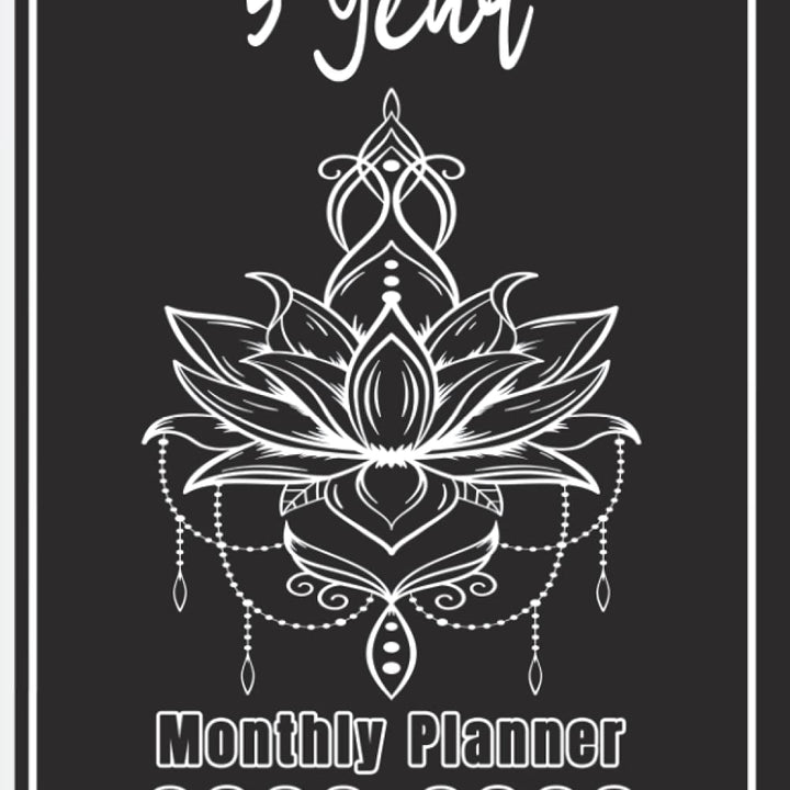 5 Year Monthly Planner 2022-2026: Five Year Weekly and Monthly Calendar planner, 60 Months, Large 8.5x11 (white lotus flower on black cover)