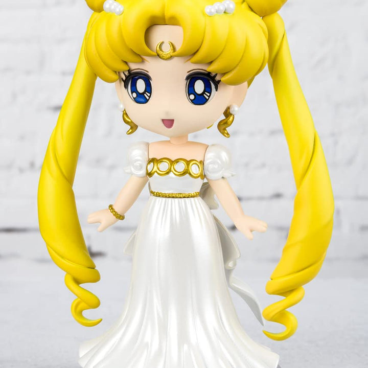 TAMASHII NATIONS - Pretty Guardian Sailor Moon - Princess Serenity, Bandai Spirits Figuarts Mini Action Figure