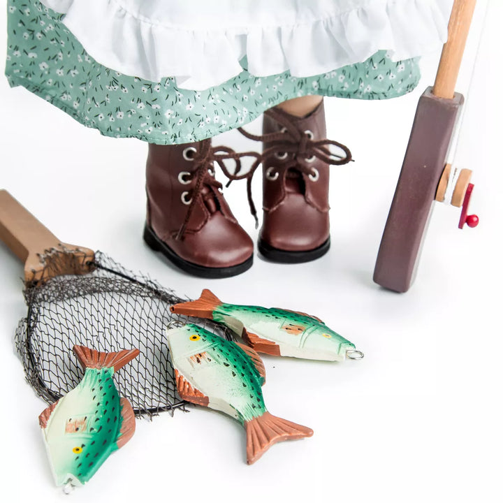 The Queen'S Treasures 18 in Doll Fishing Accessory Set