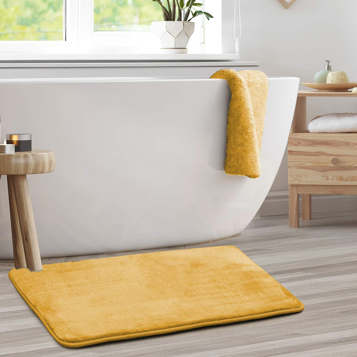 Clara Clark Bathroom Rugs, Velvet Memory Foam Bath Mat, Non-Slip, Machine Washable Bath Rugs - Dries Quickly, Ultra Soft Plush Bath Mats for Bathroom, 20 x 32, Camel Gold Solid