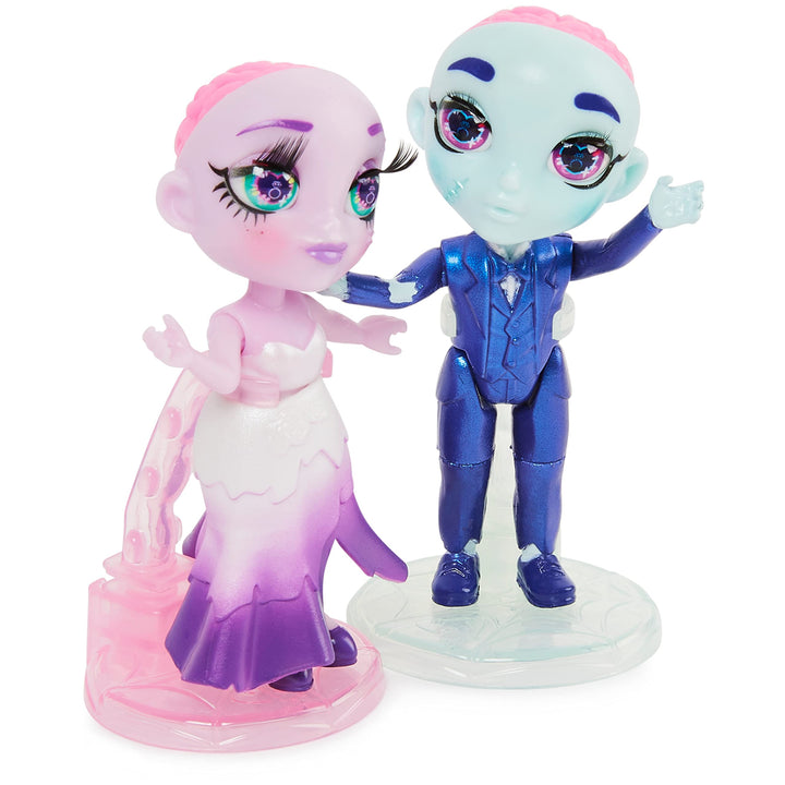 Zombadie to Love Deluxe Zombie Dolls Set with 2 Exclusive 3.5-inch Figures, Pet & Accessory, Girls Gifts, Kids Toys for Girls 2 Pack (Bride and Groom)