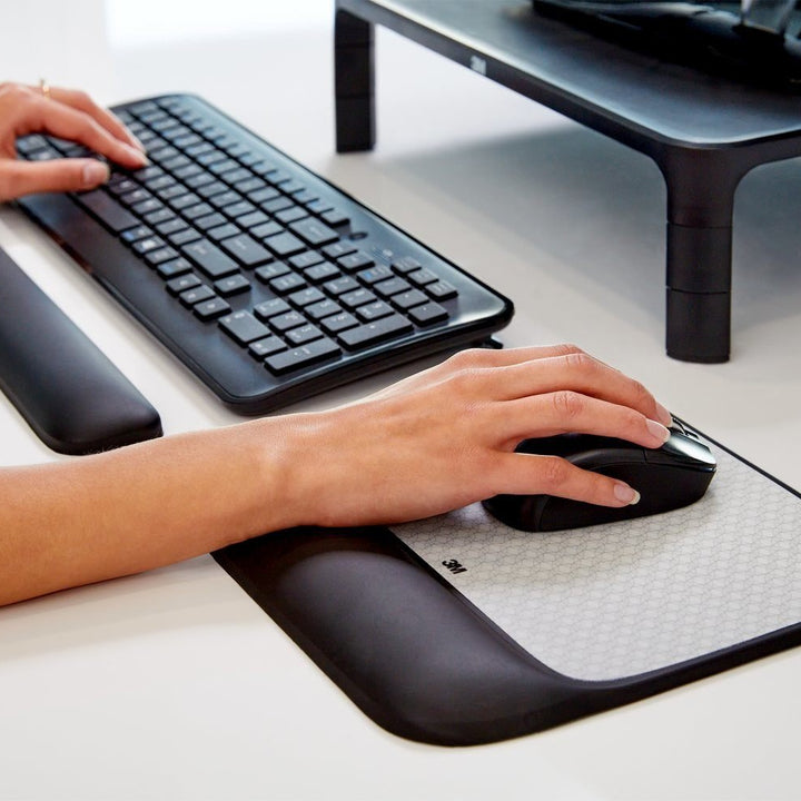 3M Precise Mouse Pad with Gel Wrist Rest, Soothing 3M Gel Technology and Satin Smooth Cover for All Day Comfort, Optical Mouse Performance and Battery Saving Design (MW85B), Extended, Black