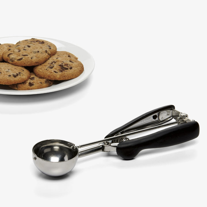 OXO Good Grips Large Cookie Scoop, Multicolor, Large