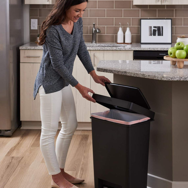 Rubbermaid Premier Series II Step-on Trash Can for Home and Kitchen, with Lid Lock and Slow Close, 13 Gallon, Charcoal, for Home/Kitchen/Hotel/Lobby/Office 13G - Classic Plastic