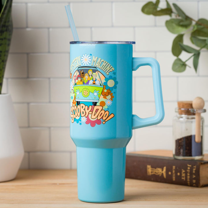 Silver Buffalo Scooby Doo Mystery Machine Featuring Shaggy, Velma, Fred and Daphne Stainless Steel Tumbler with Handle and Straw, Fits in Standard Cup Holder, 40 Ounces Azul Blue/Multi