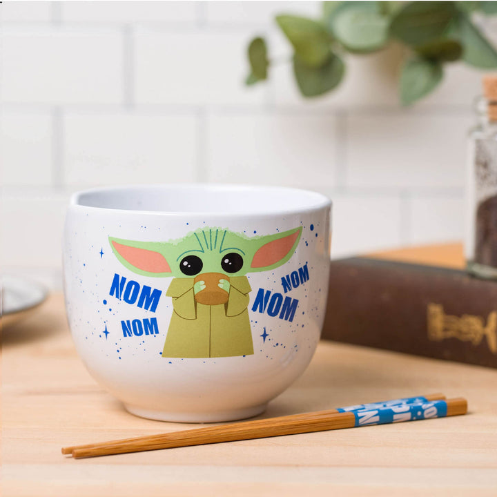 Silver Buffalo Star Wars Mandalorian Baby Yoda Grogu Nom Nom Ceramic Ramen Noodle Rice Bowl with Chopsticks, Microwave Safe, 20 Ounces Stars