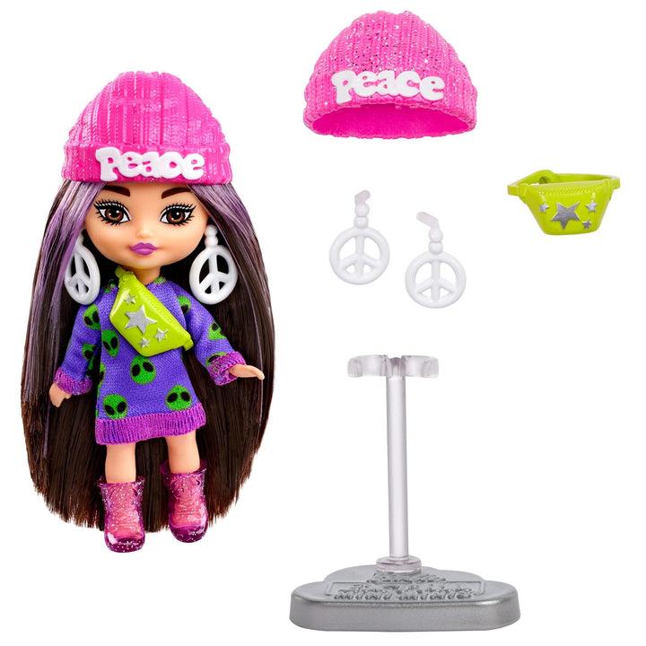 Barbie Extra Mini Minis Doll with Brunette Hair, Alien Sweater Dress & Peace Sign-Themed Accessories & Stand, 3.25-inch 3.25 inch (Pack of 1) Alien Print