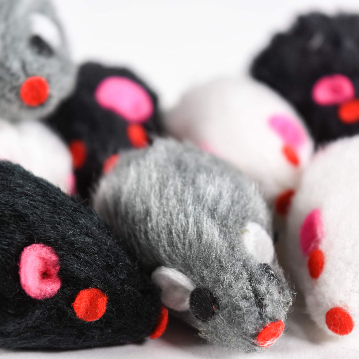 Penn-Plax Play Fur Mice Cat Toys | Mixed Bulk Bag of 12 Play Mice with Rattling Noise | 3 Color Variety Pack - CAT531, Black and White