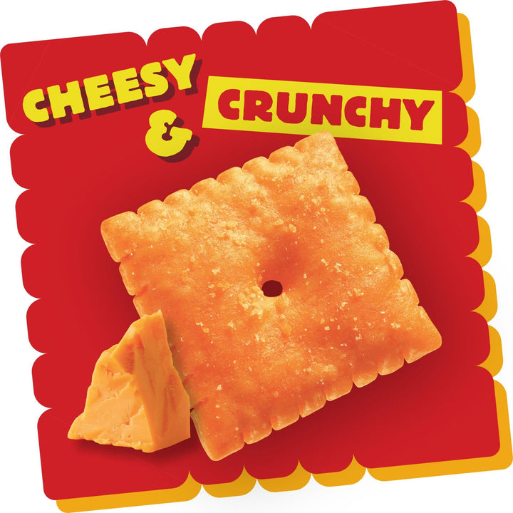 Cheez-It Cheese Crackers, Baked Snack Crackers, Lunch Snacks, Family Size, Extra Toasty, 21oz Box (1 Box) 1.31 Pound (Pack of 1)