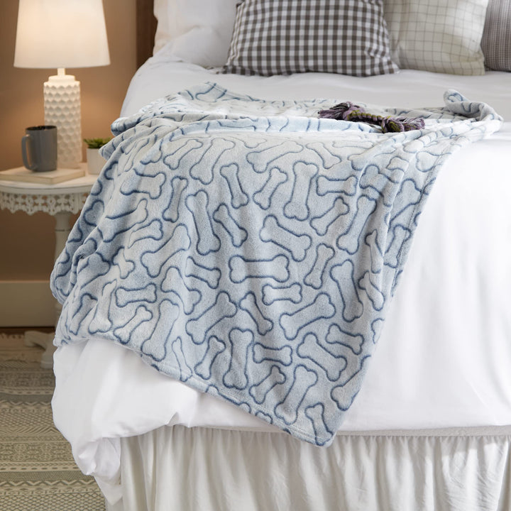 Bone Dry Embossed Bone Print Pet Blanket, 36x48", Navy