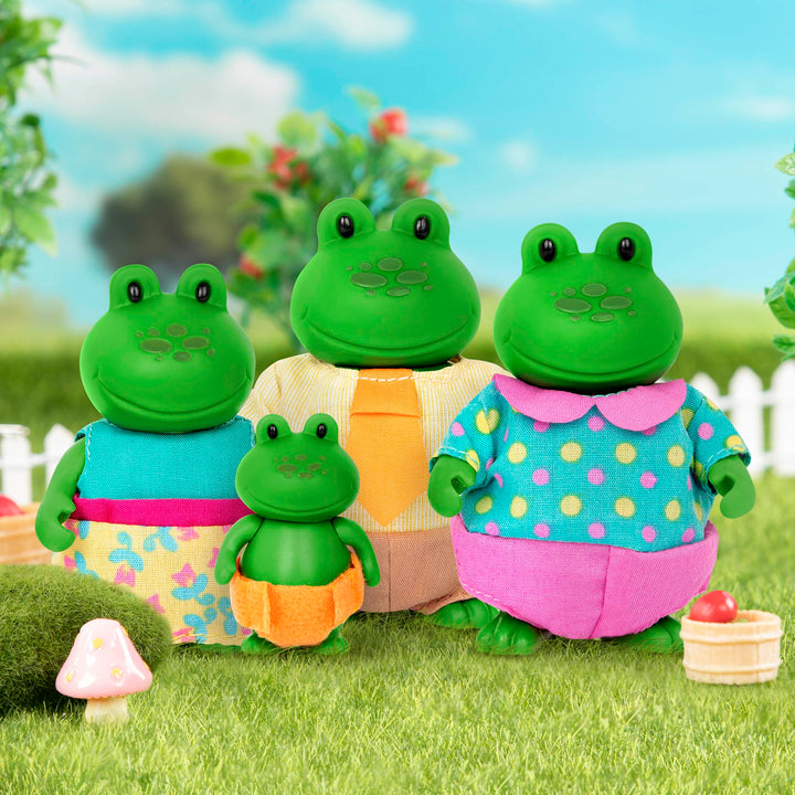 Li'l Woodzeez – The Croakalily Frog Family – Set of 4 Collectible Posable Frog Figures with Storybook – Pretend Play Doll Figures – Gift Toy for Kids Age 3+