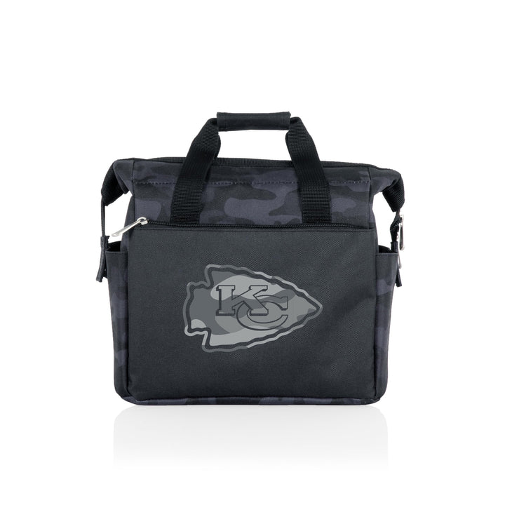 PICNIC TIME NFL On The Go Lunch Bag Cooler, Soft Cooler Lunch Box, Insulated Lunch Bag Las Vegas Raiders Black Camo