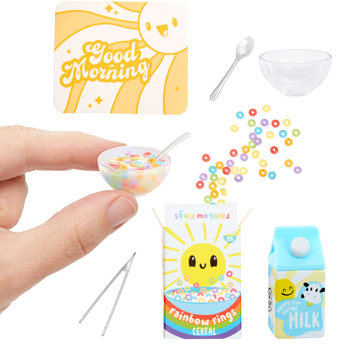 MGA Miniverse Make It Mini Food Cafe Series 1 Mini Collectibles, Blind Packaging, DIY, Resin Play, Stocking Stuffer, NOT Edible, Collectors, 8+, Multicolor (587200)