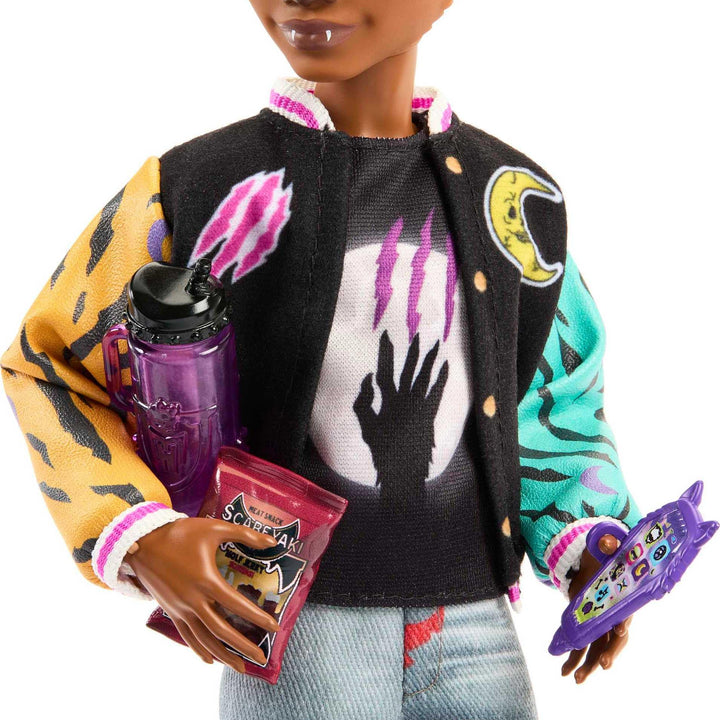 Monster High Doll, Clawd Wolf Werewolf with Pet Gargoyle Bulldog & Themed Accessories, Includes Casketball Jersey & Bag Black