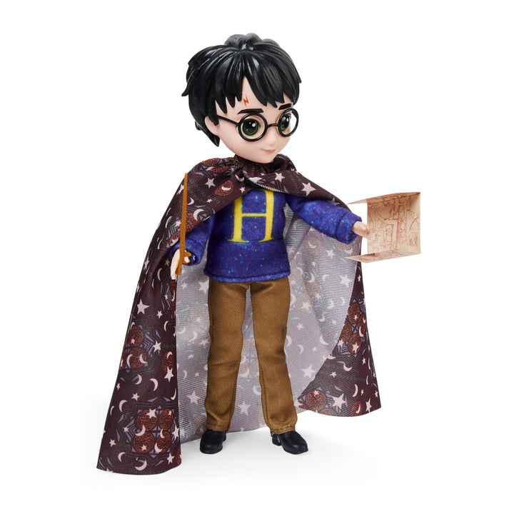 Wizarding World Harry Potter, 8-inch Harry Potter Doll Gift Set with Invisibility Cloak and 5 Doll Accessories, Christmas Gifts for Kids Harry Potter Gift Set