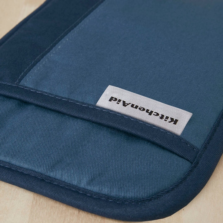 KitchenAid Beacon Two-Tone Non-Slip Pot Holder Set, Navy/Ink, 7"x10", 2 Piece 7"x10"