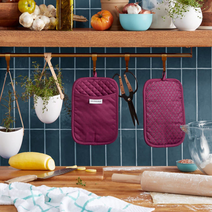 KitchenAid Asteroid Pot Holder 2-Pack Set, Beet, 7"x10"