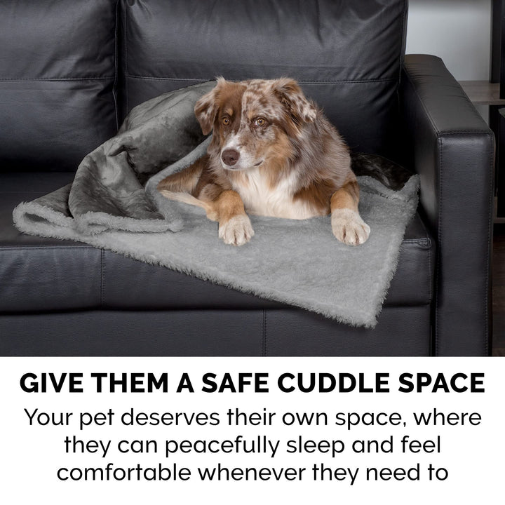 Furhaven Waterproof & Self-Warming Throw Blanket for Dogs & Indoor Cats, Washable & Reflects Body Heat - Soft-Edged Terry & Sherpa Dog Blanket - Silver Gray, Small Blanket - Soft Edged Terry & Sherpa (Silver Gray) Self-Warming & Waterproof