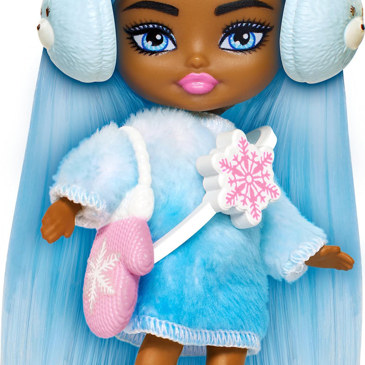 Barbie Extra Mini Minis Travel Doll with Blue Hair, Ombre Sweater Dress, Pastel Earmuffs, Snow Boots & Snow Accessories, 3.25-inch