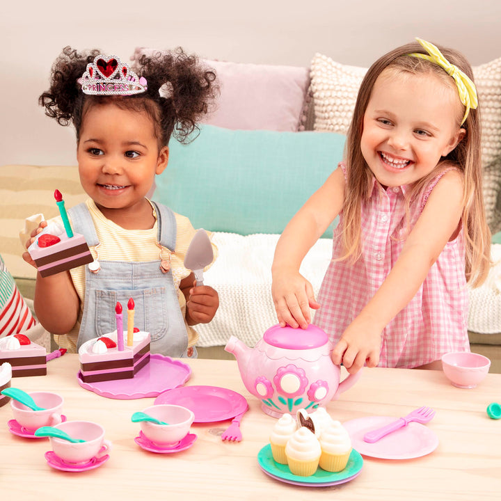 Battat- Play Circle- Birthday Cake – Toy Food – Plates & Candles Accessories- Pretend Play- Princess Birthday Party- 3 years + (24 Pcs) Birthday Party Set (24 Pcs)