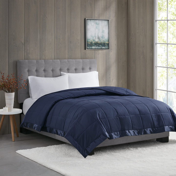 Madison Park Windom Down Alternative Blanket, Premium 3M Scotchgard Moisture Wicking Treatment, Lightweight and Soft Bed Cover For All Season, Satin Trim, Blue King