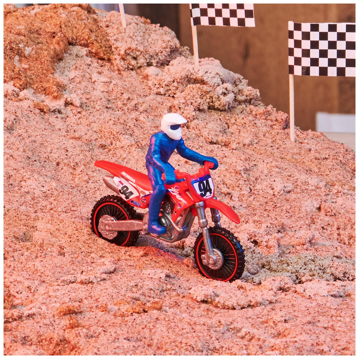 Authentic 5-Pack of 1:24 Scale Die-Cast Motorcycles with Rider Figure, Toy Moto Bike for Kids and Collectors Ages 3 and up