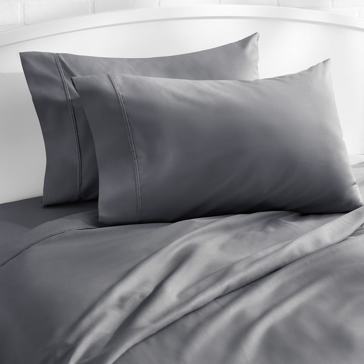Amazon Basics 400 Thread Count Cotton Pillow Cases, King, Set of 2, Dark Gray, 40" L x 20" W, Pillows Not Included