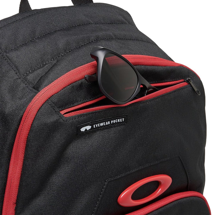 Oakley Enduro 25Lt 4.0 Backpack, Black/Red, One Size