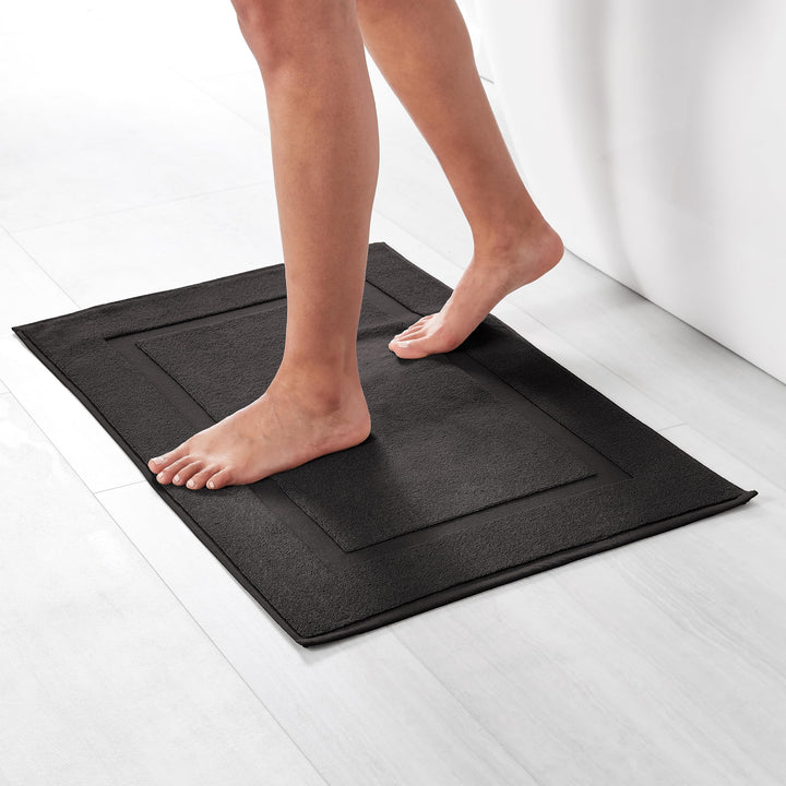 Basics Banded Bathroom Bath Rug Mat, Midnight Black, 31 inches L x 20 inches W 1-Pack