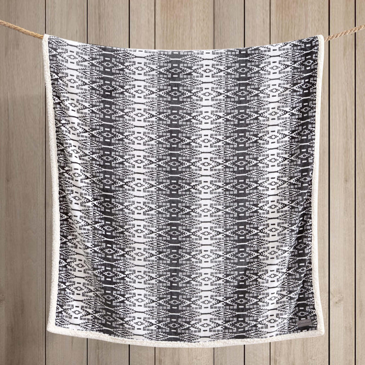 Eddie Bauer - Throw Blanket, Super Soft Reversible Sherpa Fleece Bedding, Ideal Christmas & White Elephant Gifts, Cozy Plaid Throw Blankets for Couch (Elk Stance Grey, Throw) Elk Stance Grey/White Animal