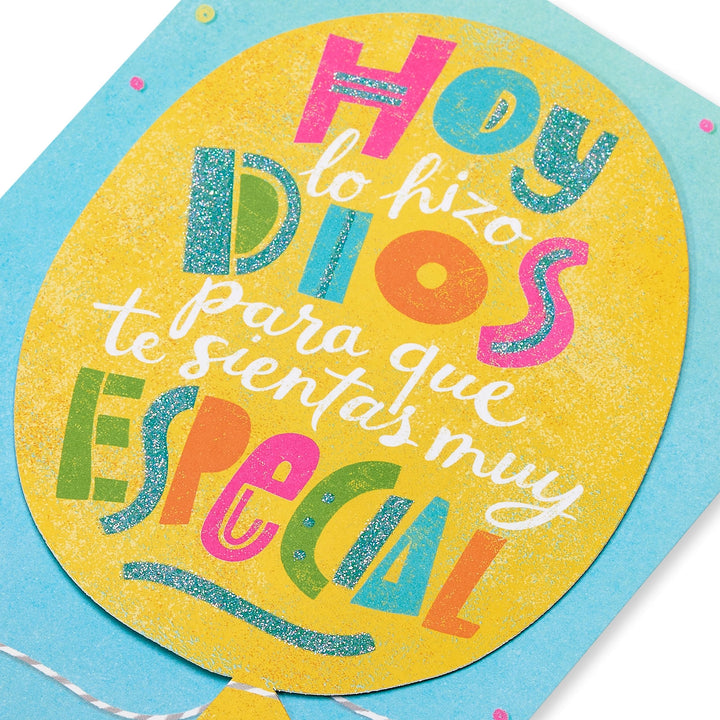 American Greetings Spanish Birthday Card (Disfrutar Cada Instante) Disfrutar Cada Instante