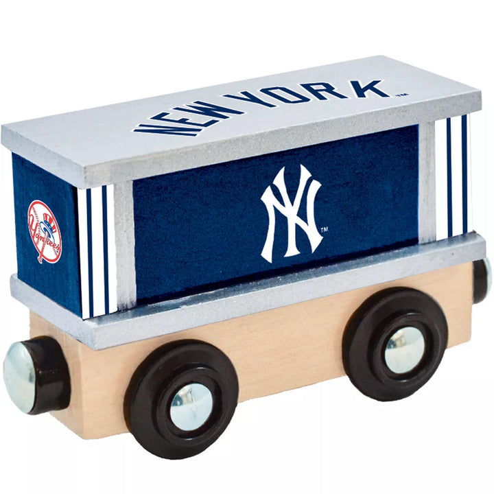 Masterpieces Wood Train Box Car - MLB New York Yankees.