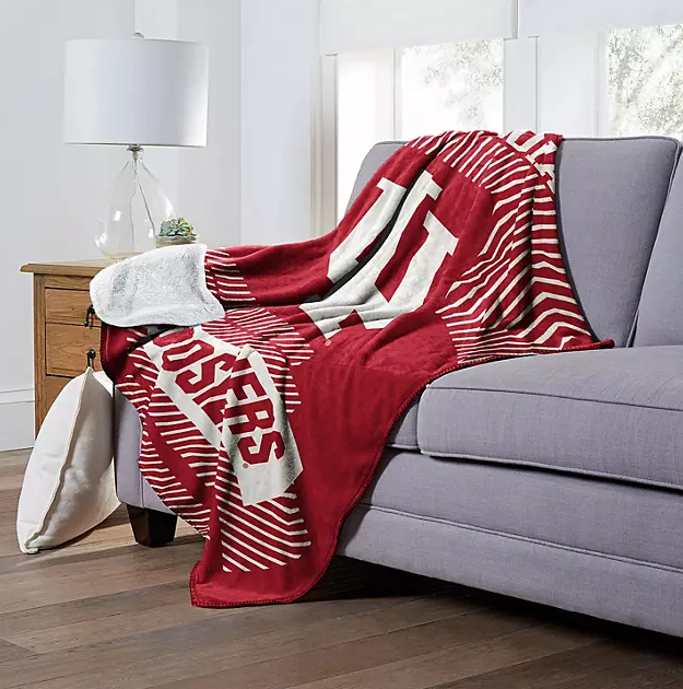 Officially Licensed NCAA Cloud Throw Blanket with Sherpa Back, 60" X 70"(Assorted Teams)